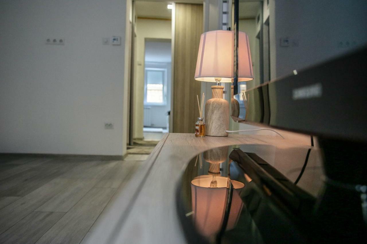 Lovely Apartment Omar Сараєво Екстер'єр фото
